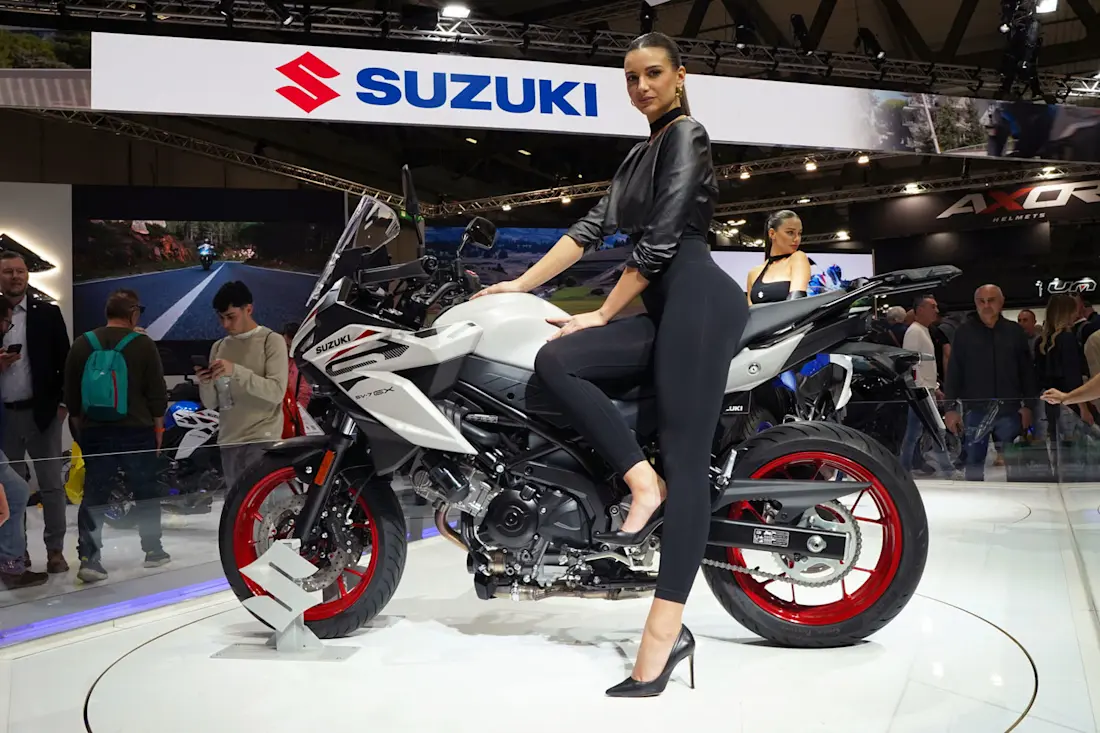 5 eicma-2025 suzuki-sv-7-gx