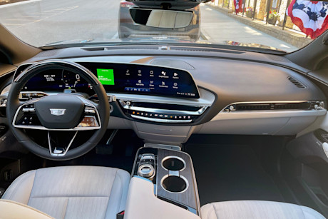 Editorial 2023 cadillac lyriq 22 ct