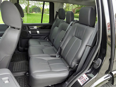 Editorial 2015 land rover lr4 hse luxury sh 22