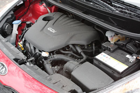 Editorial 2012 kia rio cc 011 3707