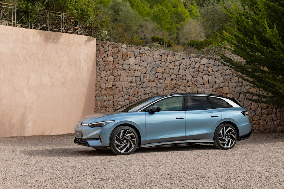 Volkswagen ID.7 Tourer : merveille d'espace électrique (2024)