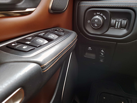 Editorial 2019 ram 1500 laramie longhorn 31 sw