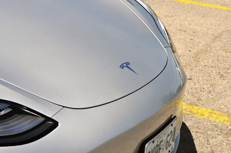 Editorial 2018 tesla model 3 12 mb