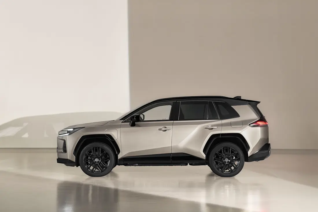 2026-all-newrav4-static-010