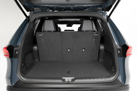 Editorial 2024 toyota grandhighlander stormcloud 022