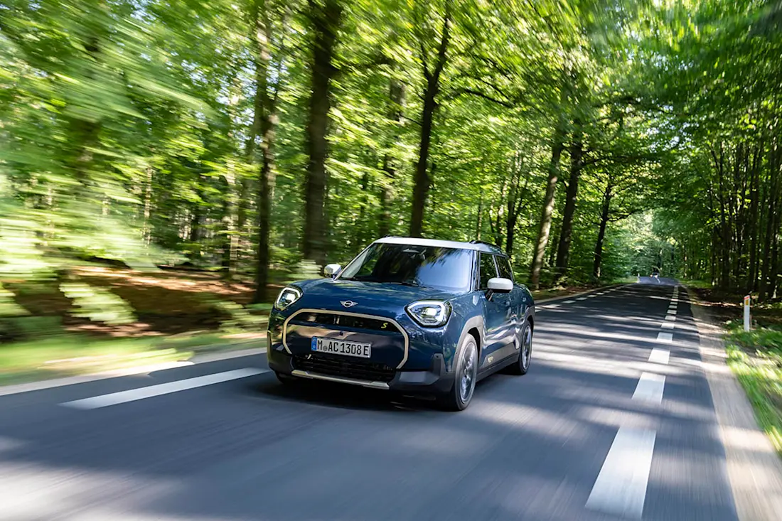 BF MINI Aceman SE Indigo Sunset Blue 092024 00025 BF MINI Aceman SE Indigo Sunset Blue 092024 00025