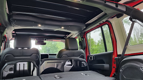 Jeep Wrangler 4xe Rubicon X 2024 : essai routier Image