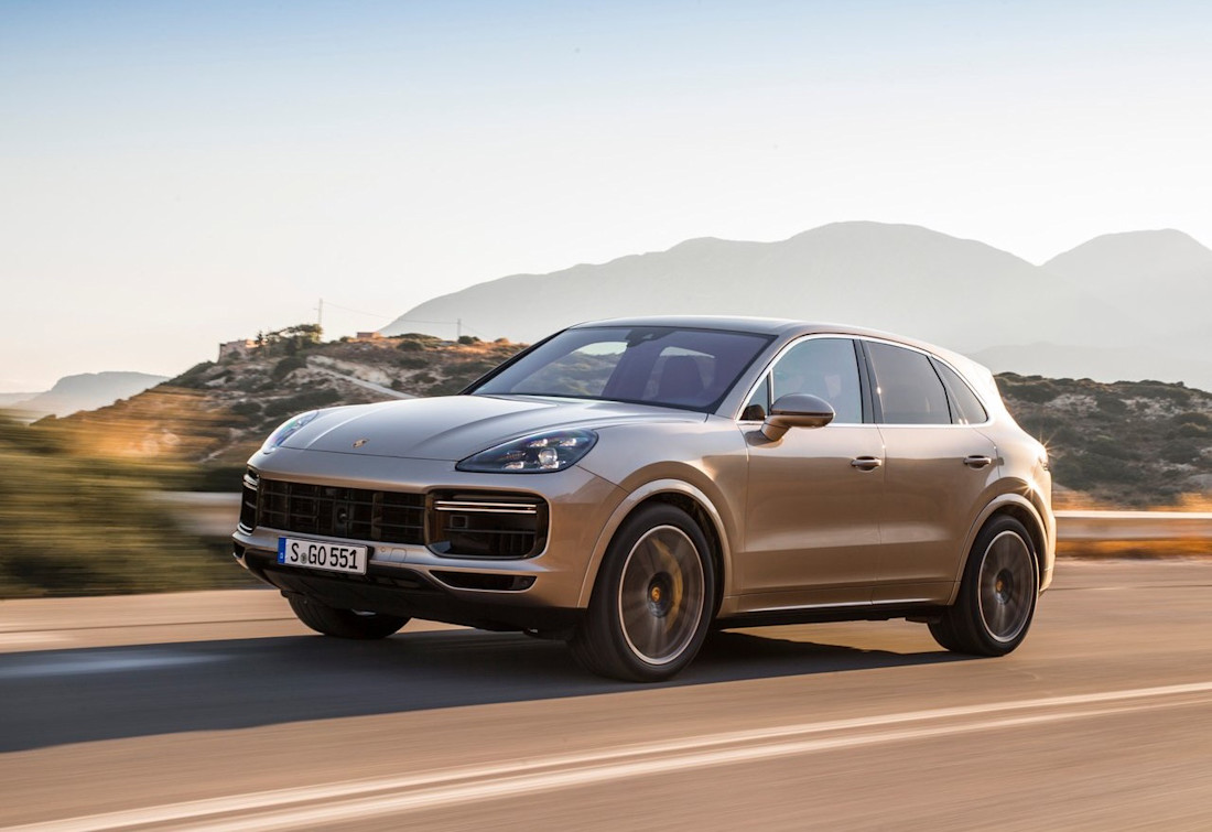 Porsche-Cayenne Turbo-2018 1