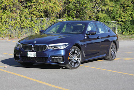 Editorial 2018 bmw 530e chase 0001