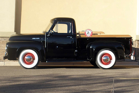 Editorial 05 ford f 100 01 barret jackson