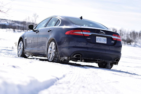 Editorial 2015 jaguar xf 30 awd jp 01