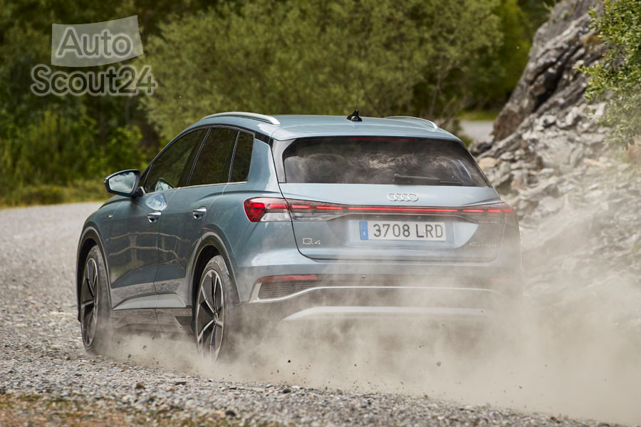 Audi_Q4_Etron-77.jpg