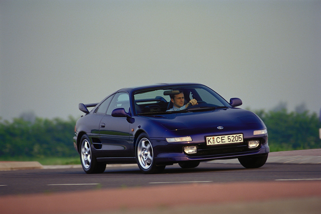 toyota_mr2_t-bar_33.jpeg