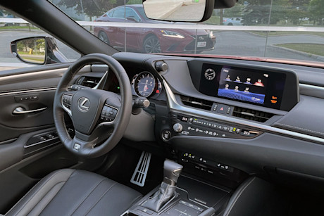 Editorial 2021 lexus es 250 awd 29 ct