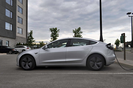 Editorial 2018 tesla model 3 03 mb