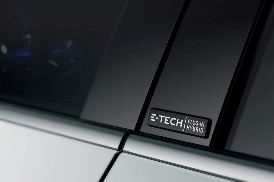 21238436_2020_-_Nouvelle_Renault_MEGANE_E-TECH_Plug-in.jpg