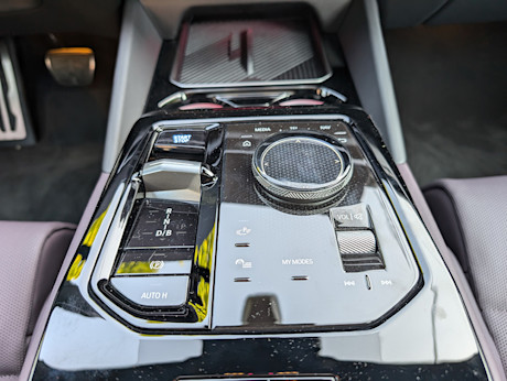 Editorial 2025 bmw i5 xdrive40 td sb 240813 28