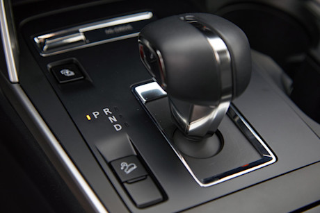 Editorial 2024 mazda cx 90 phev gs l td 240229 30 jk