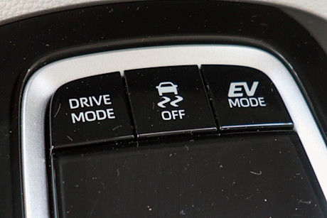 Editorial 2021 toyota corolla hybrid w premium package 24 jm