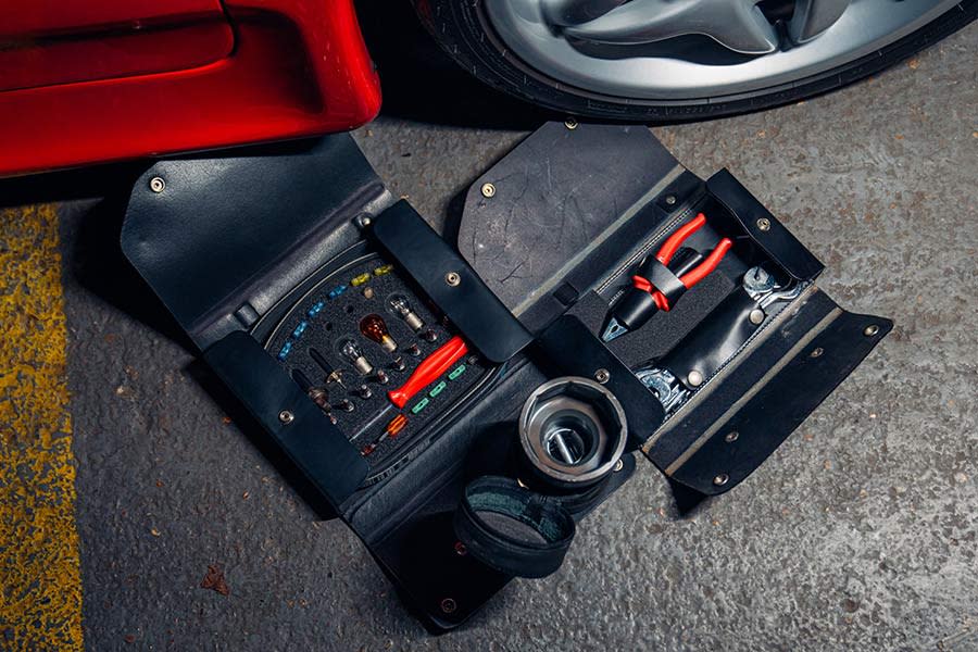 Ferrari-F50-1997 (20).jpg