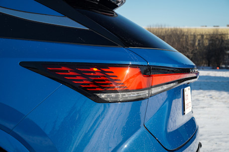 Editorial 2024 lexus rx td jv 13