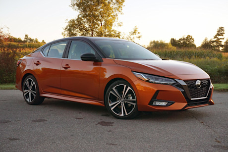 Editorial 2020 nissan sentra sr premium 03 di