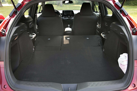 Editorial 2018 toyota c hr 10 jw