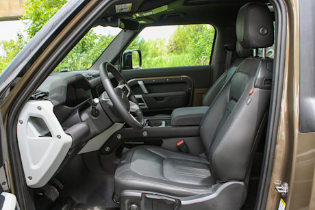 Land Rover Defender 90 P400 X-Dynamic 2021 : essai routier Image