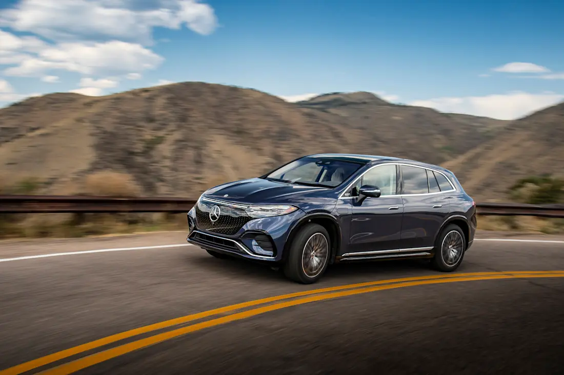 Mercedes EQS SUV