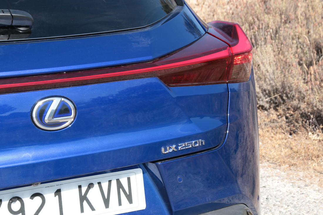 lexus-ux250h (45).JPG