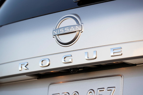 Editorial 2022 nissan rogue platinum awd 16 nissan