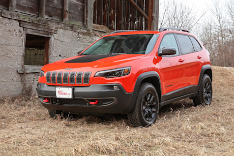 Editorial 2021 jeep cherokee trailhawk elite 04 jm