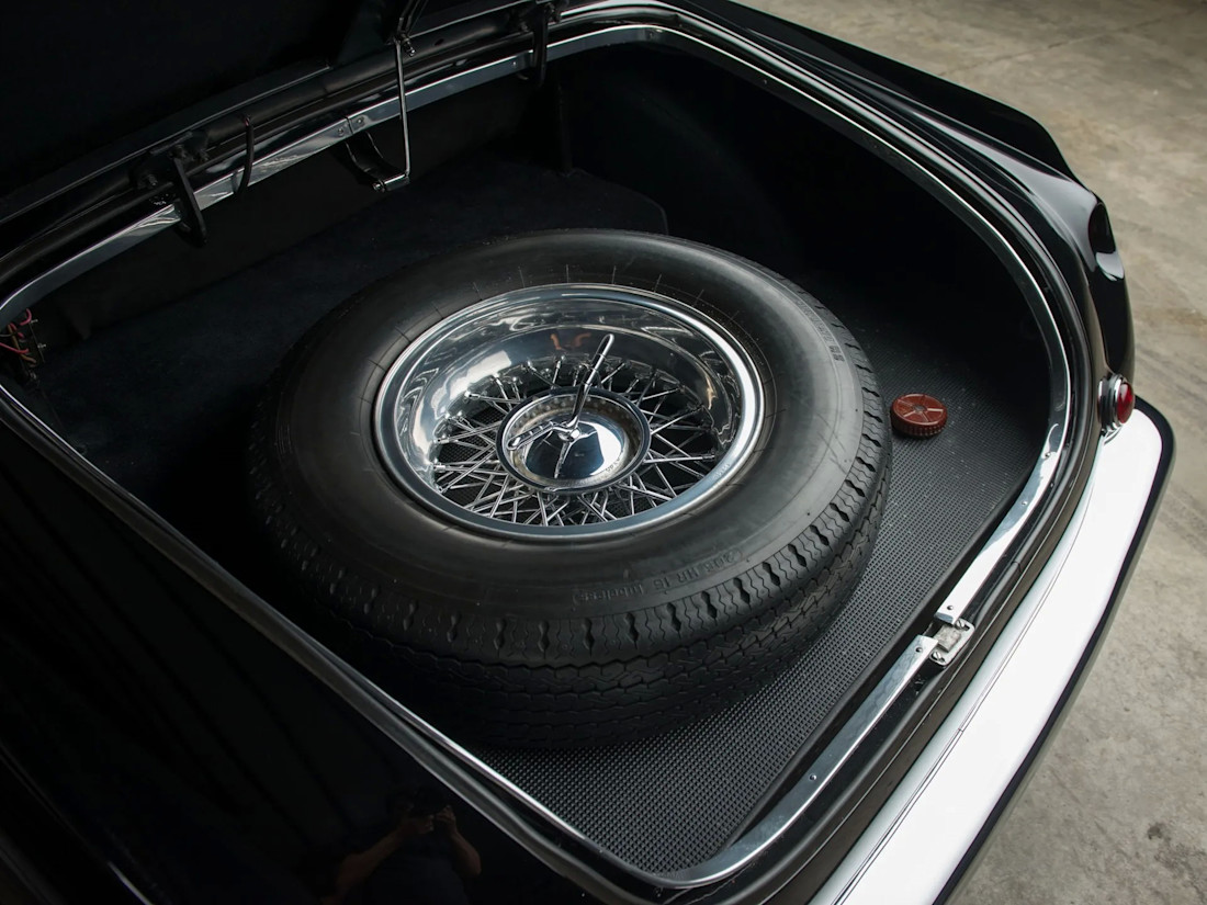 Ferrari-375-America-Vignale-Cabriolet-1954 (22).jpg