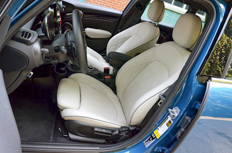 Mini Cooper S 5 portes 2022 : essai routier Body Image