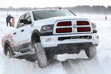 Editorial 2015 fca winter driving pw 20