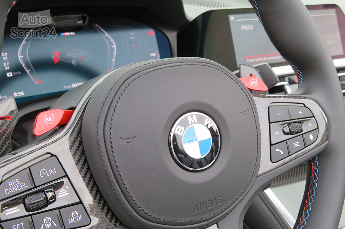 26_BMW_M4_cabrio_volante.JPG