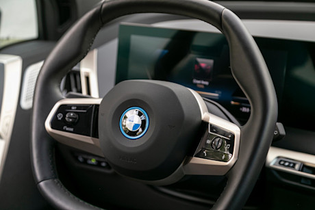 Editorial 2023 bmw ix m60 23 jw
