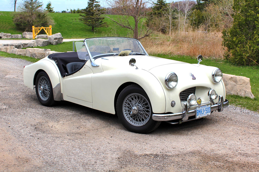 Editorial 1955 triumph tr2 pb 01