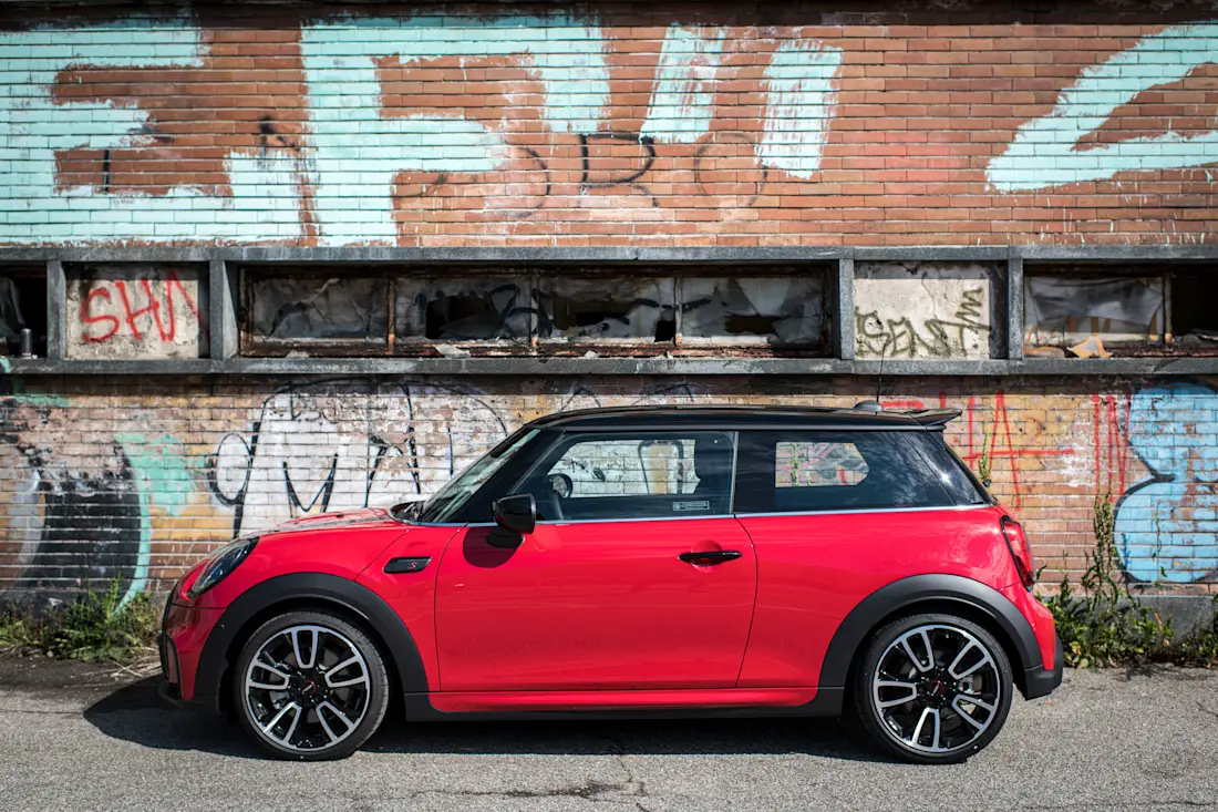 P90422389 highRes mini-cooper-s-3-port P90422389 highRes mini-cooper-s-3-port
