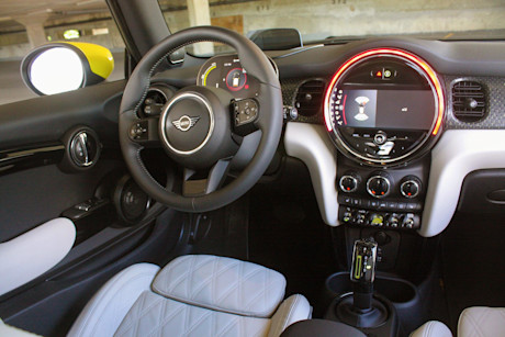 Editorial 2022 mini cooper se premierplus 21 cc