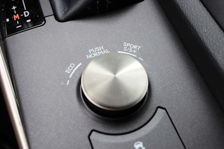 Editorial 51 dh 2016 lexus is 350 f sport awd