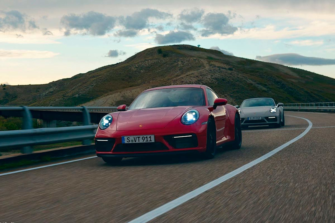 Porsche-911_Carrera_GTS-2021.jpg