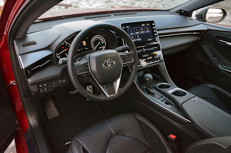 Essai routier : Toyota Avalon 2019 Body Image