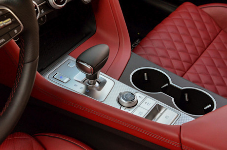 Genesis G70 2022 : premier contact Body Image