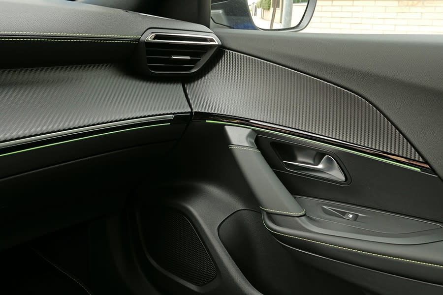Prueba-Peugeot-e2008.58.jpg