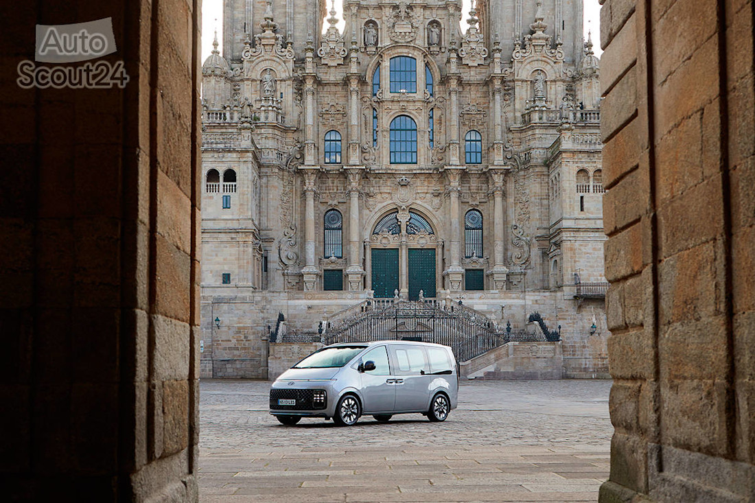 Presentacion-Hyundai-Staria-2022-(5).jpg