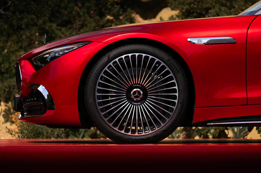Mercedes-Maybach SL 680 Monogram Series (5).jpg