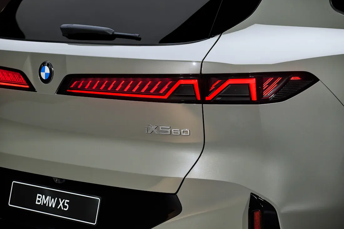 Studio BMW iX5 60 xDrive 021