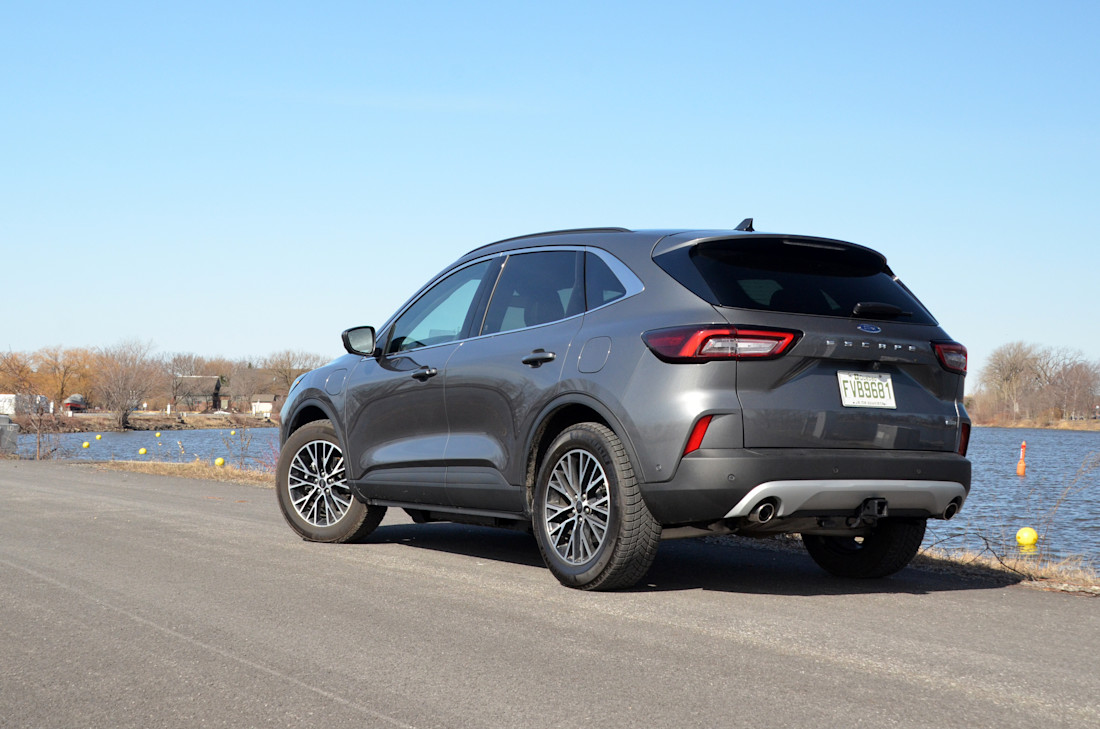Ford Escape hybride rechargeable 2024 : essai routier Image