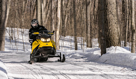 Editorial snowmobiling 101 17 dw